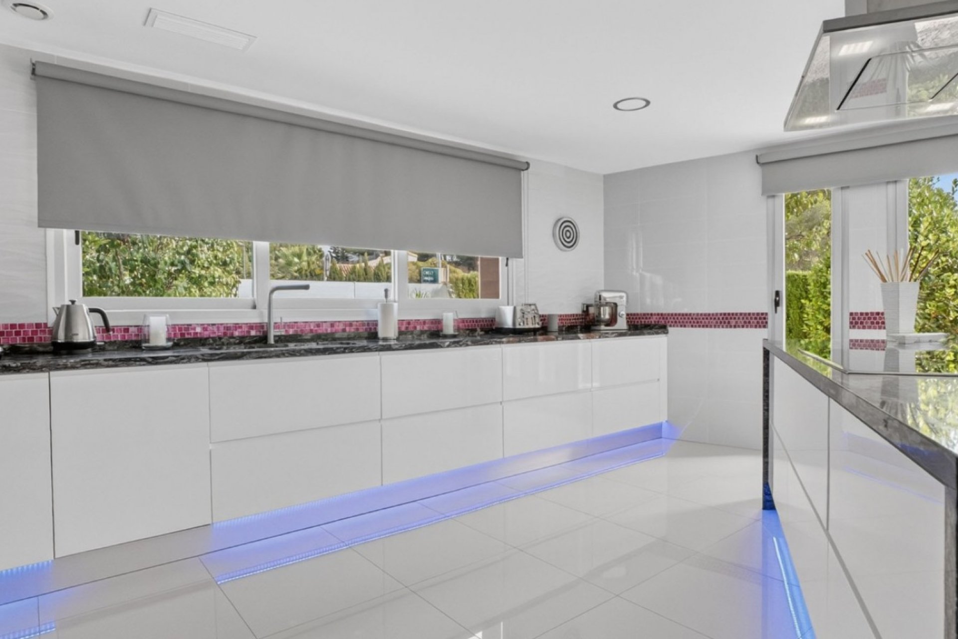 Resale - Villa * - Pinar de Campoverde