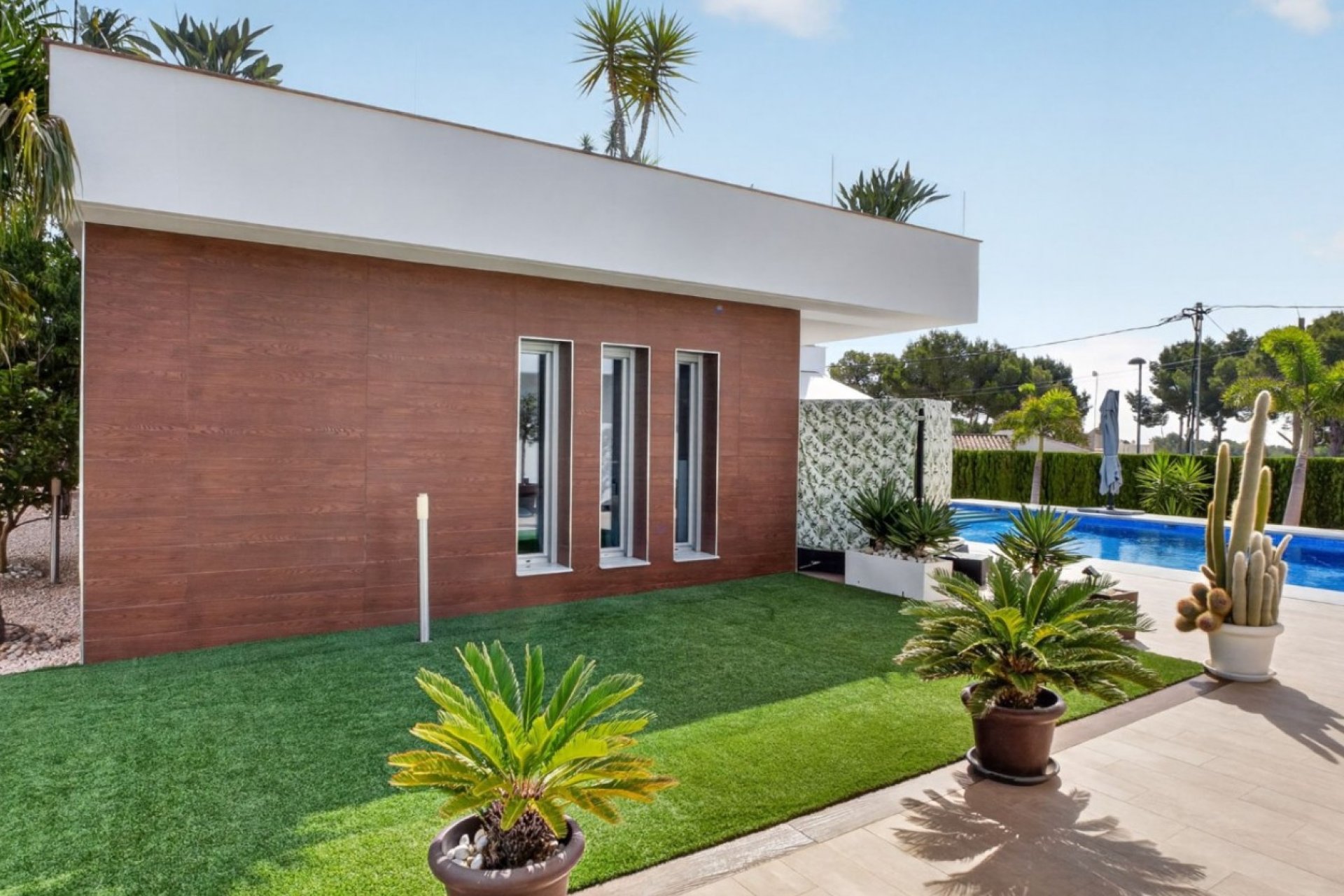 Resale - Villa * - Pinar de Campoverde