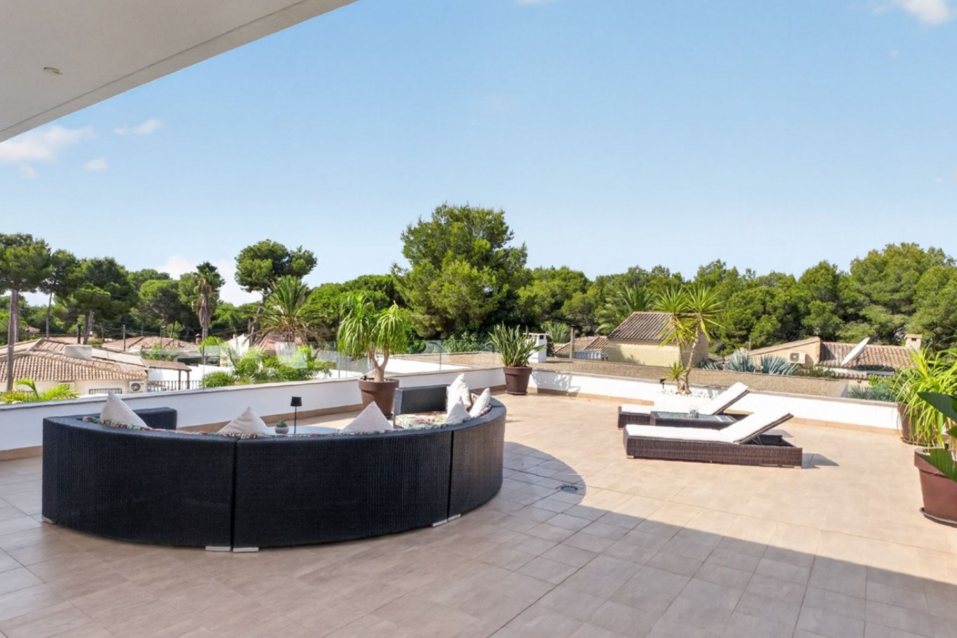Resale - Villa * - Pinar de Campoverde