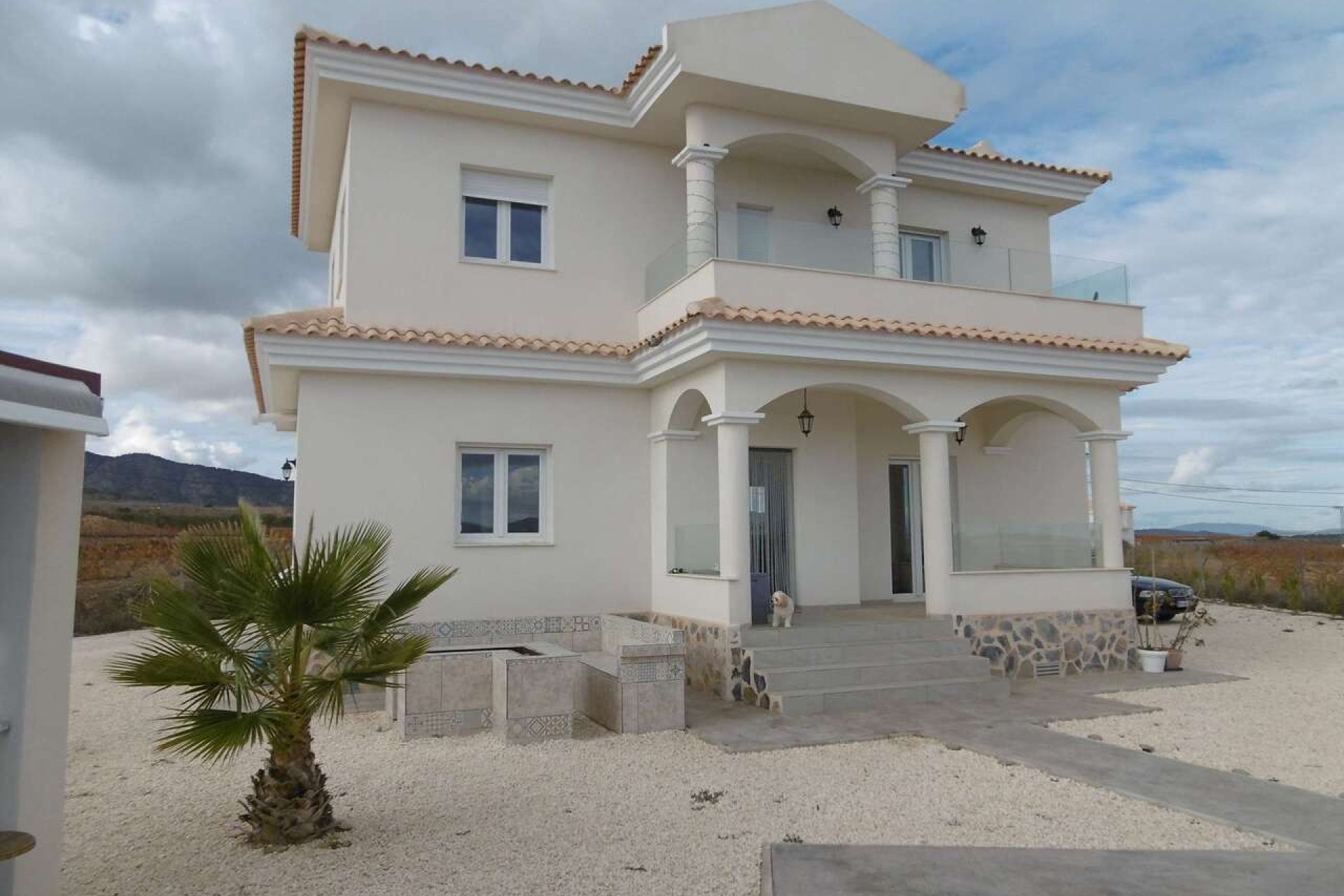 Resale - Villa * - Pinoso *