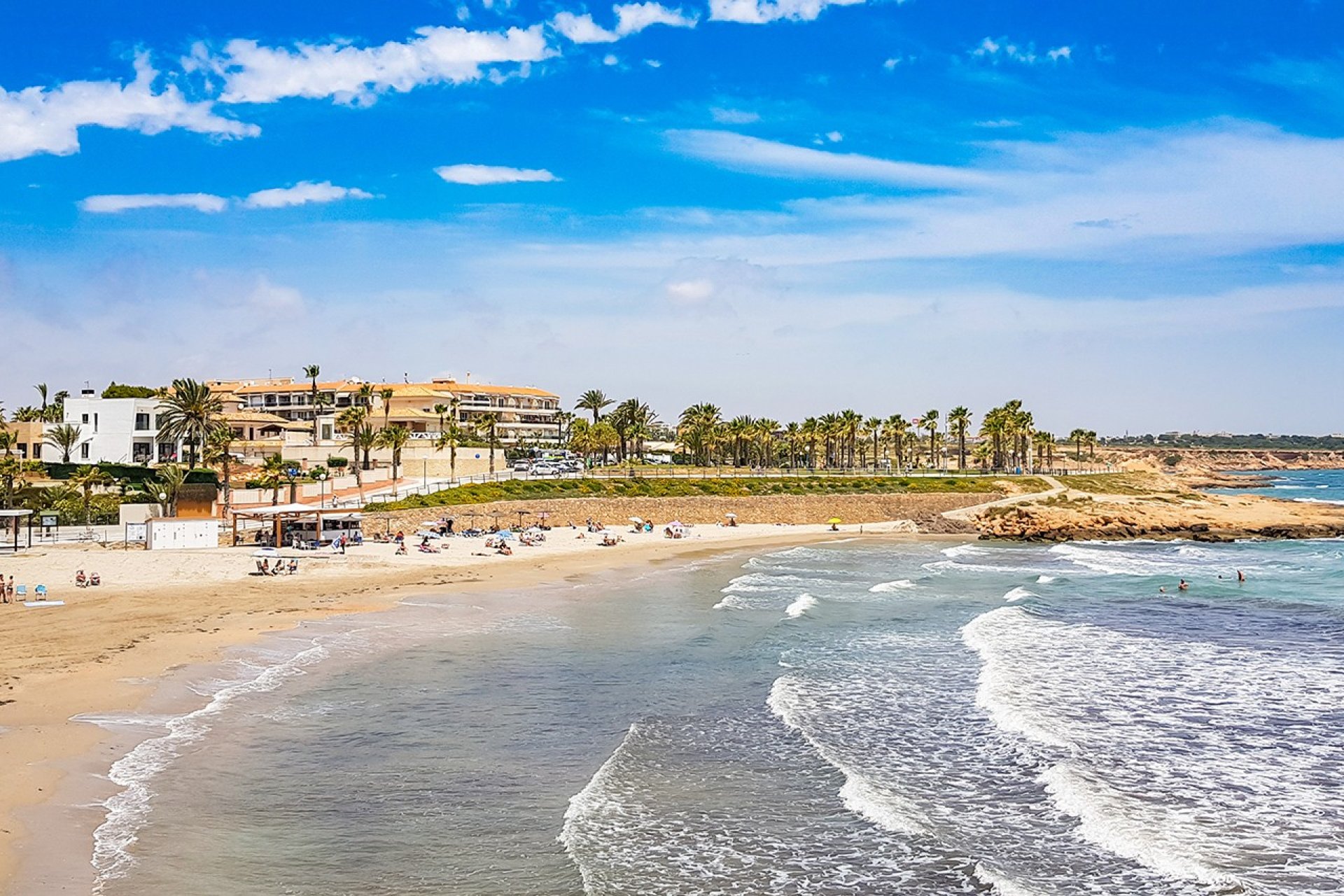 Resale - Villa * - Playa Flamenca * - Sportcentre