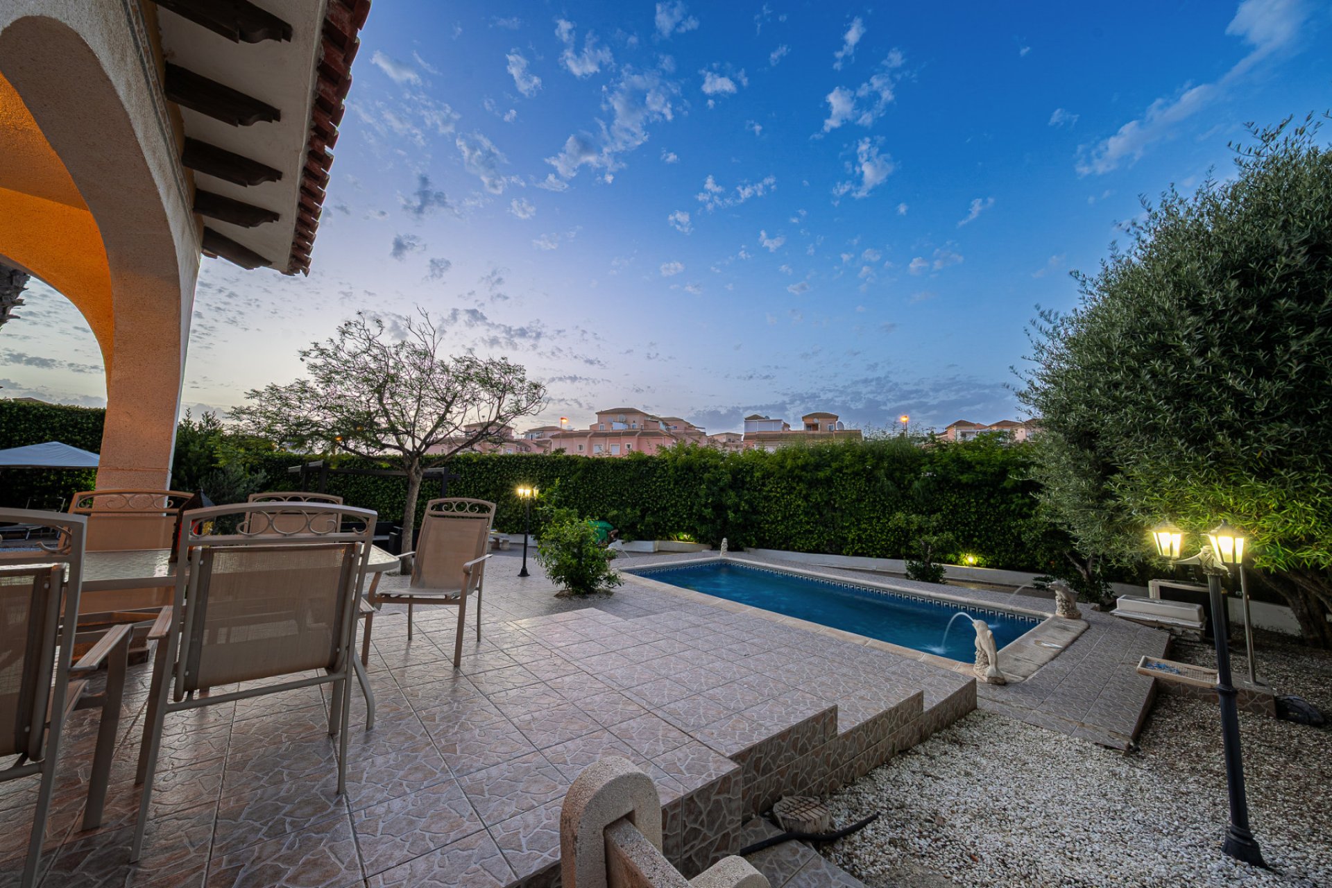Resale - Villa * - Playa Flamenca *