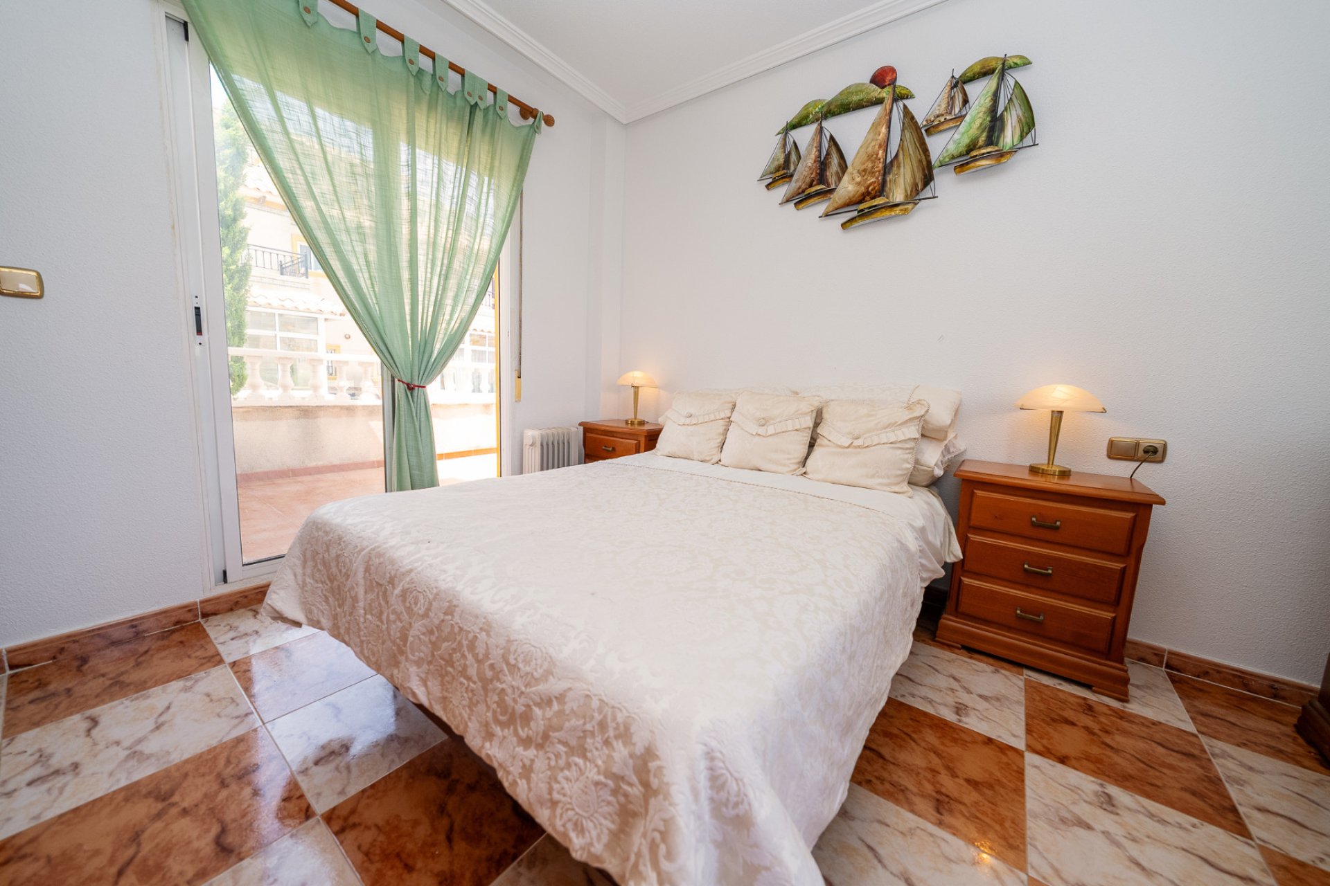 Resale - Villa * - Playa Flamenca *