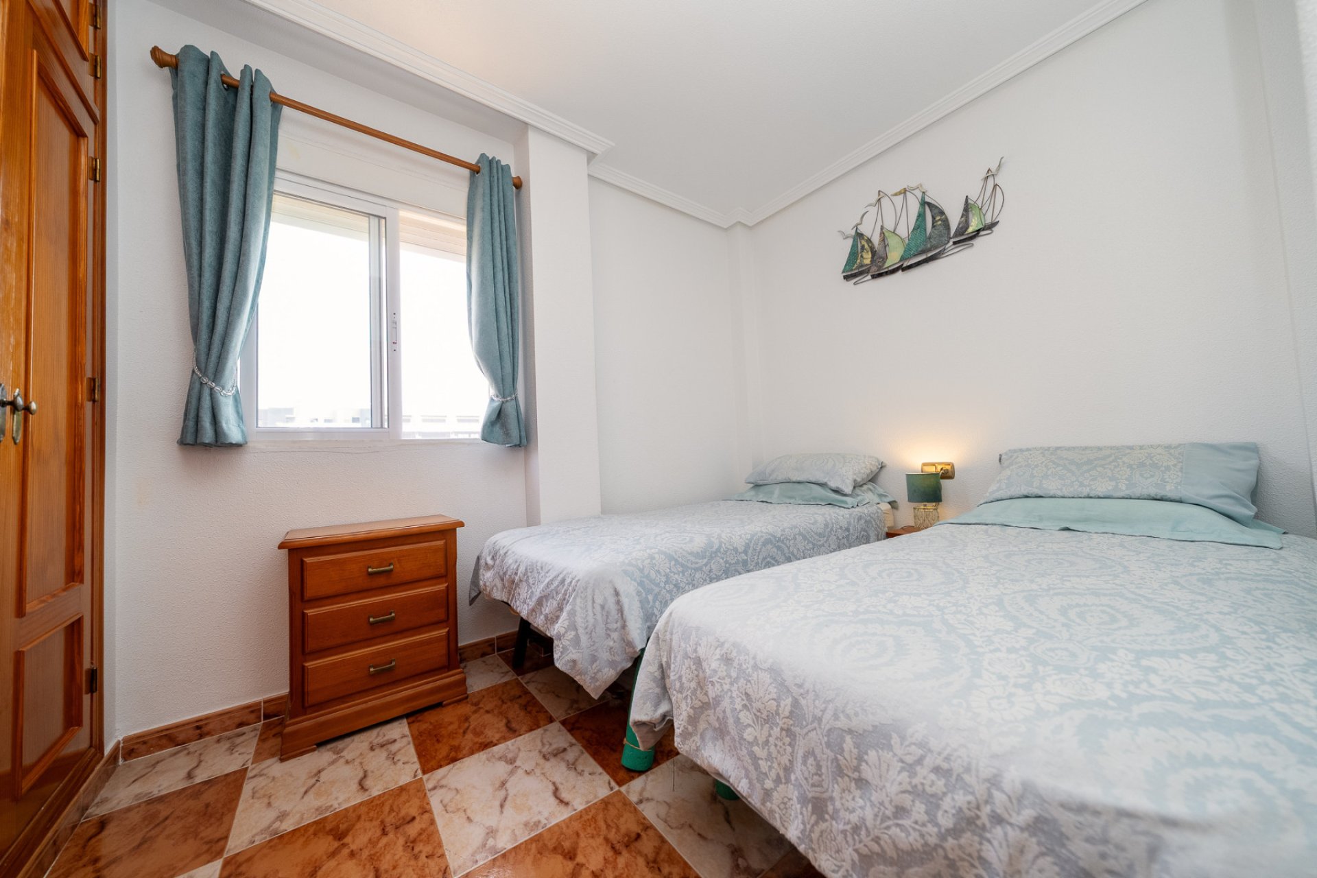 Resale - Villa * - Playa Flamenca *