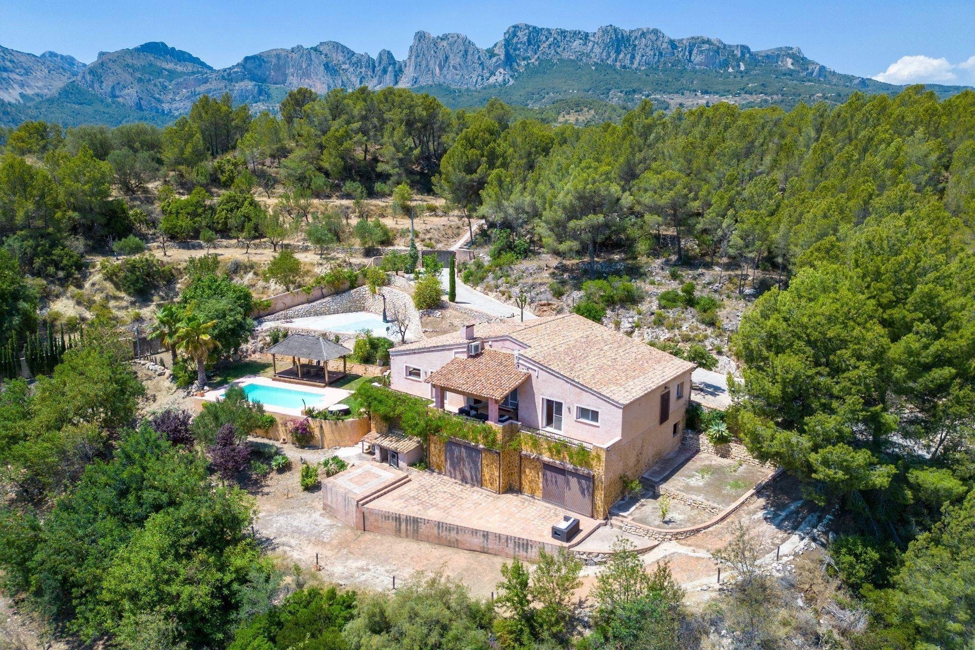 Resale - Villa * - Polop - Xirles