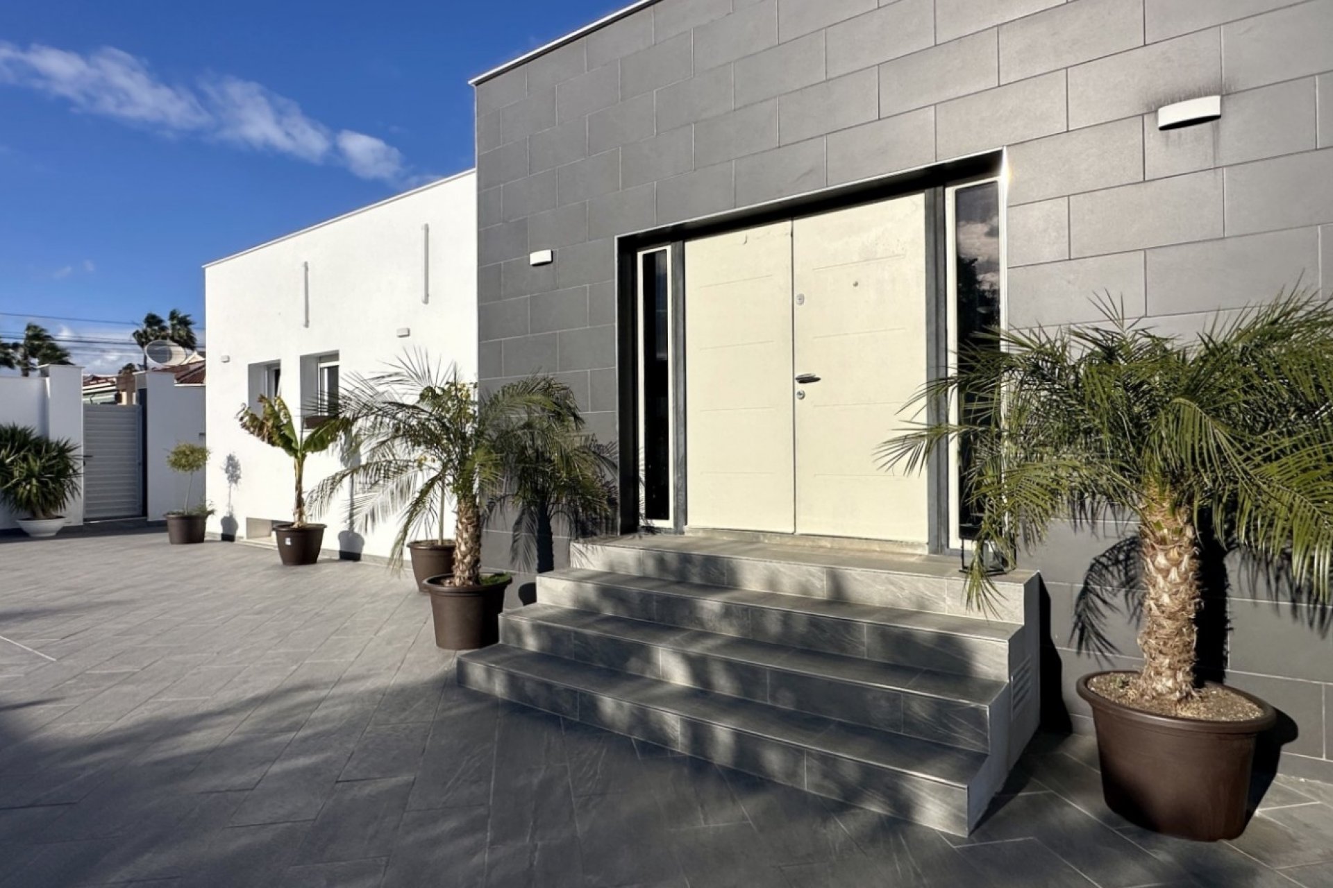 Resale - Villa * - Rojales * - Ciudad Quesada *