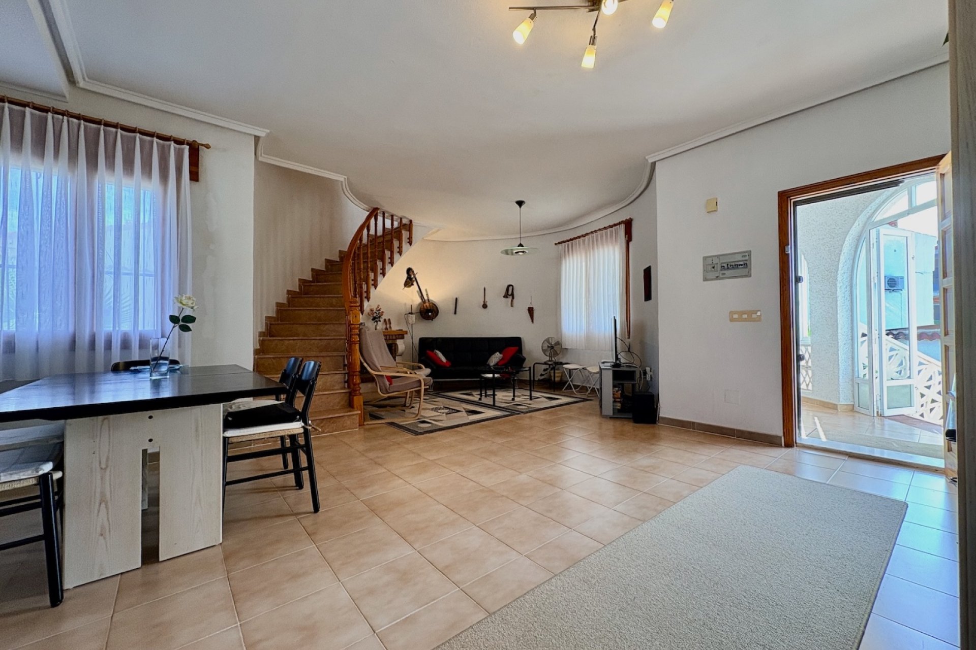 Resale - Villa * - Rojales * - Ciudad Quesada *