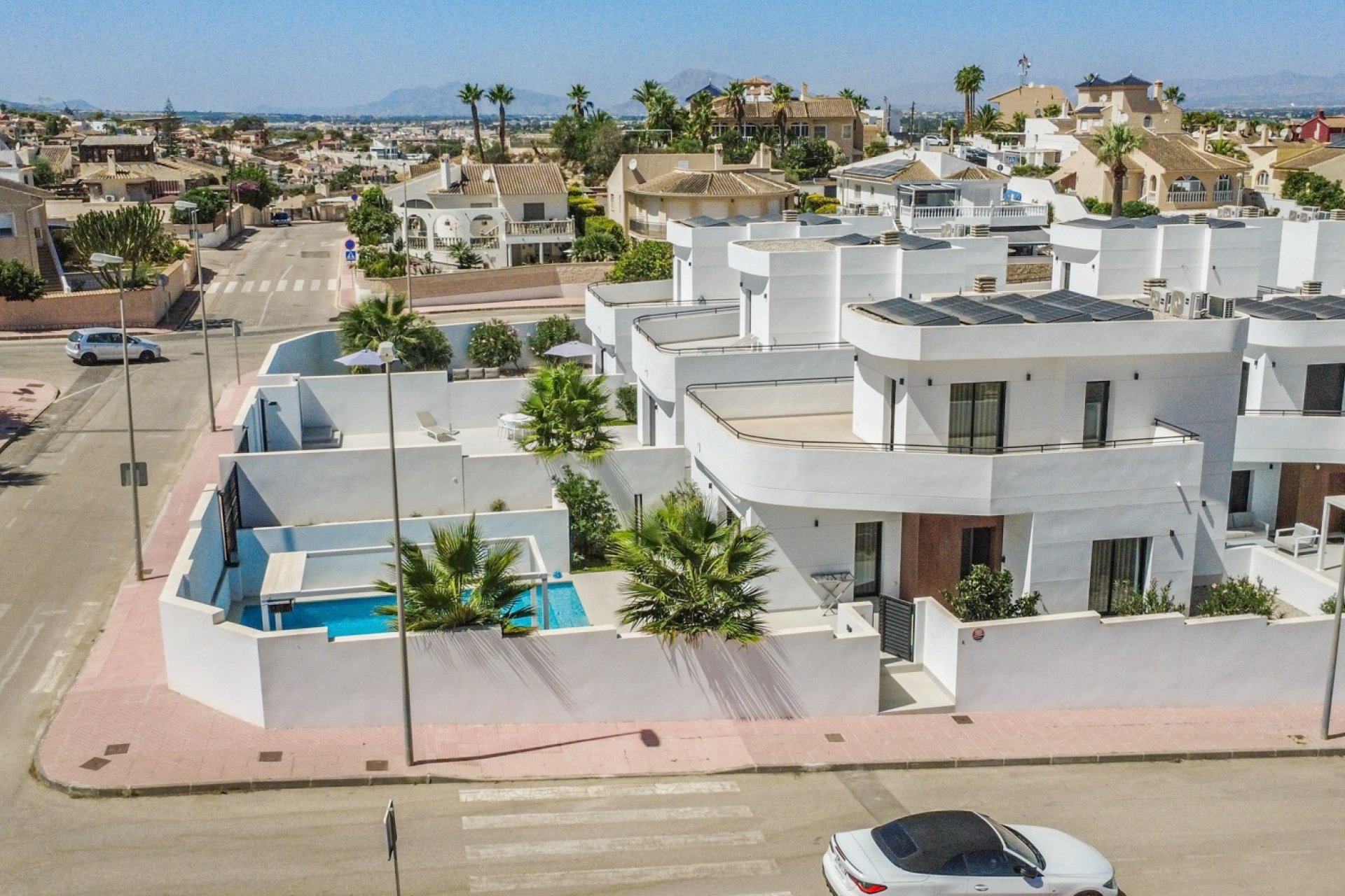 Resale - Villa * - Rojales * - Ciudad Quesada *