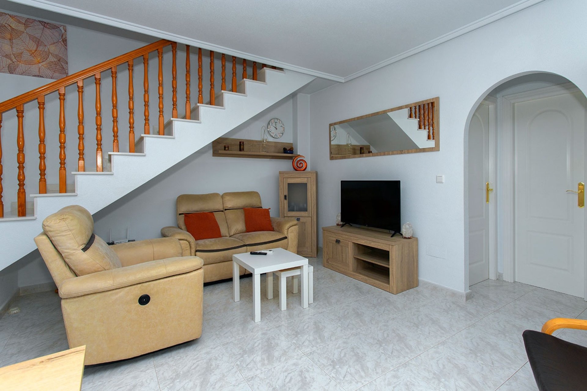 Resale - Villa * - Rojales *