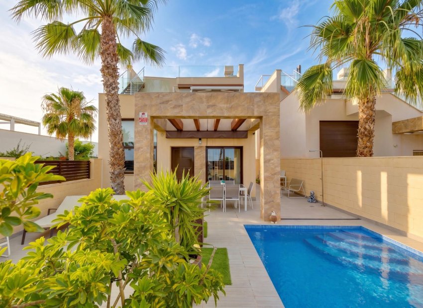 Resale - Villa * - Rojales *