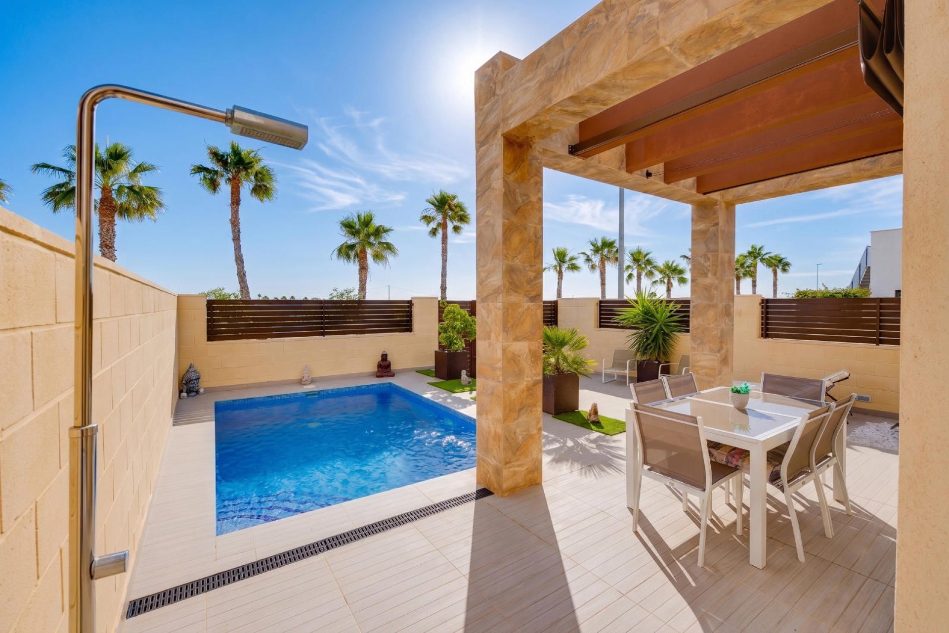 Resale - Villa * - Rojales *