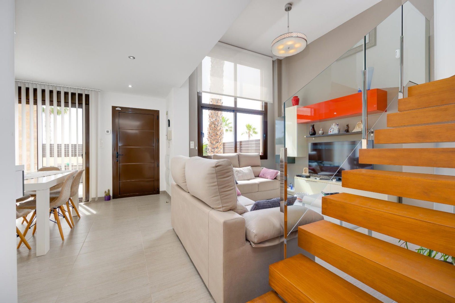 Resale - Villa * - Rojales *
