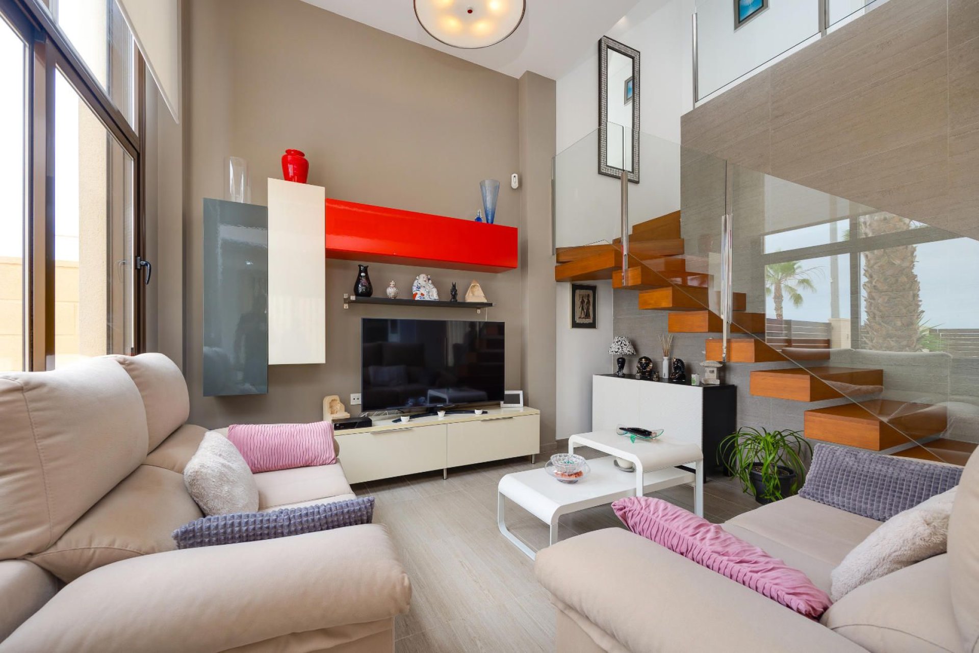 Resale - Villa * - Rojales *