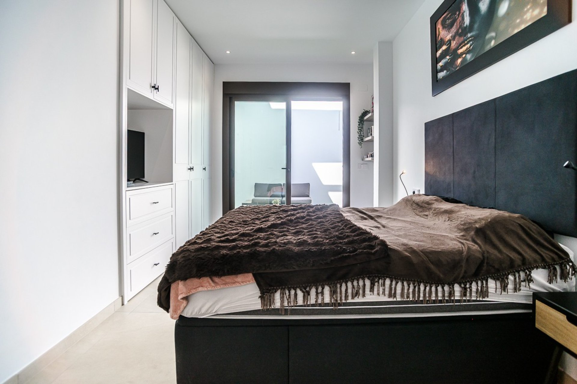Resale - Villa * - ROJALES