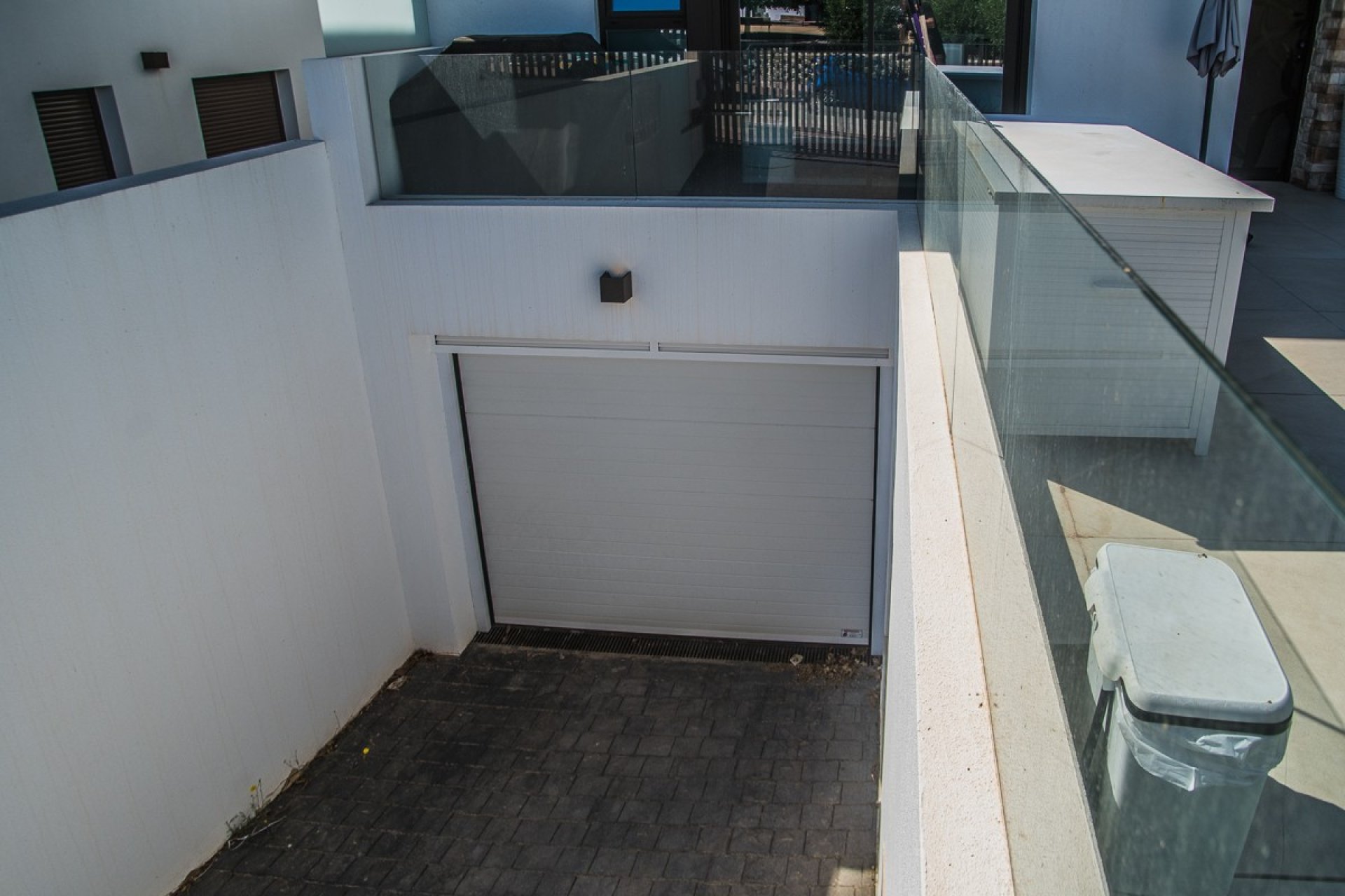 Resale - Villa * - ROJALES