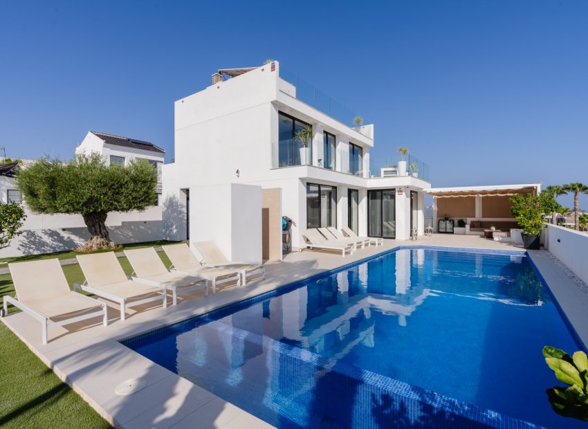 Resale - Villa - San Fulgencio - La Marina