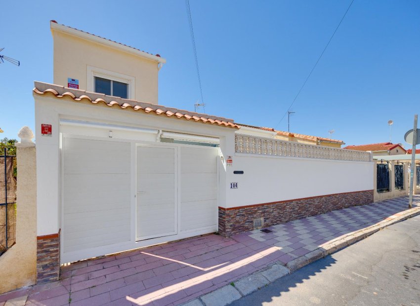 Resale - Villa * - San Fulgencio * - La Marina *