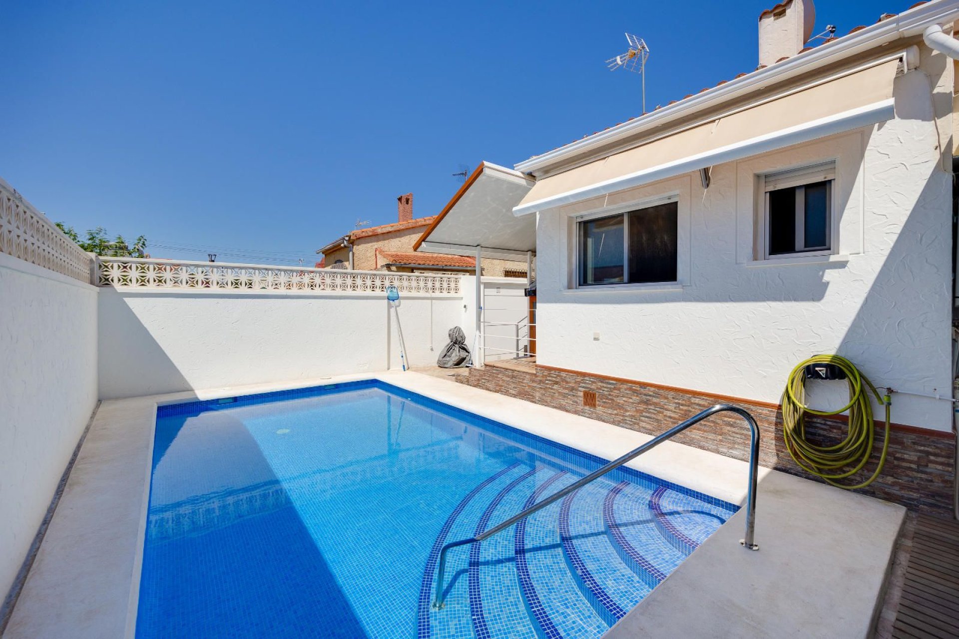 Resale - Villa * - San Fulgencio * - La Marina *