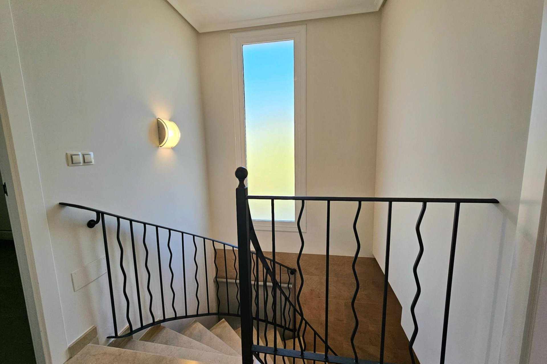 Resale - Villa * - San Fulgencio * - San fulgencio pueblo