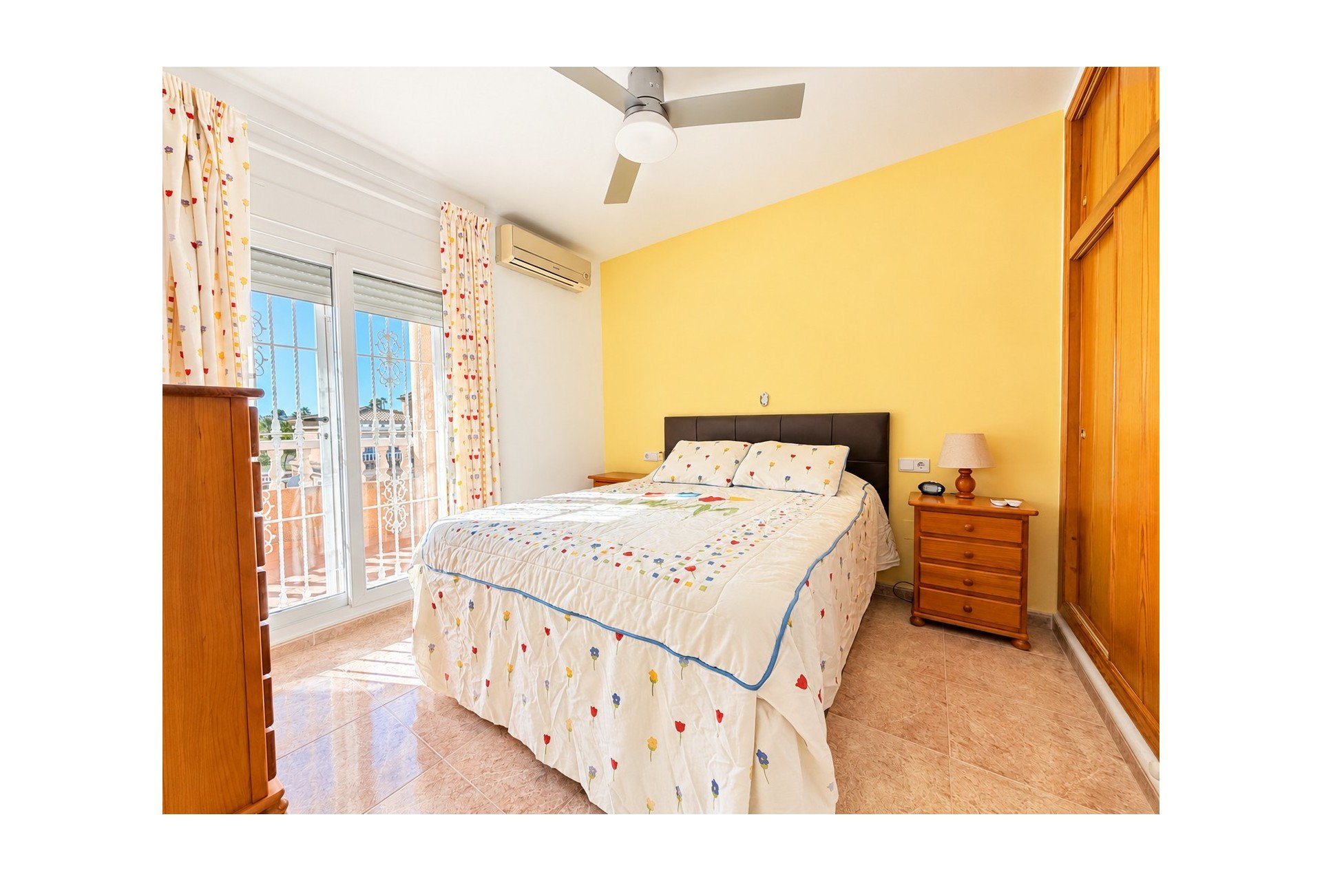 Resale - Villa * - San Fulgencio * - urb.la marina