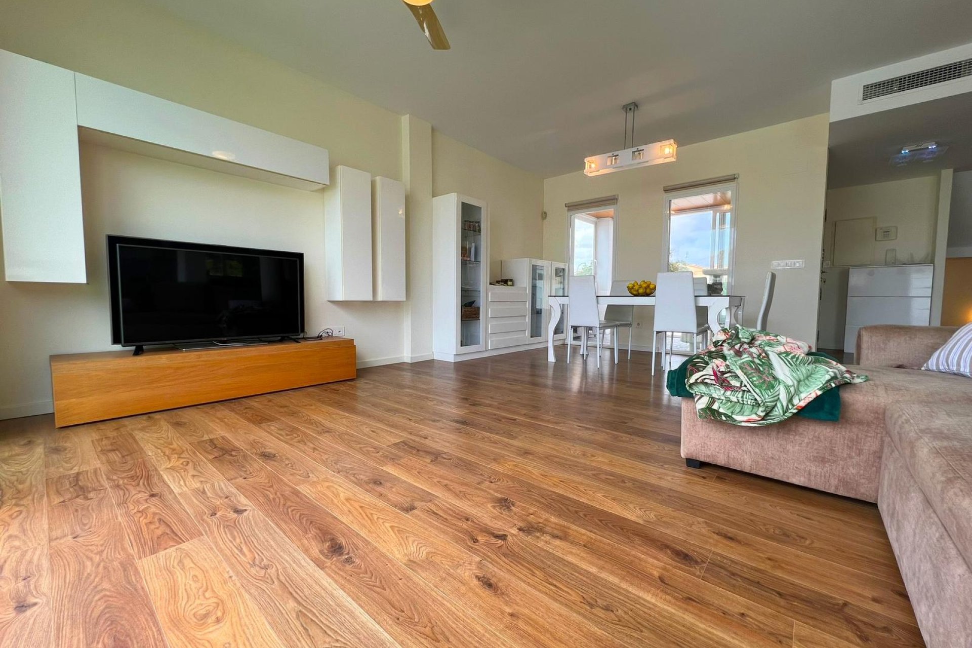 Resale - Villa * - San Fulgencio *