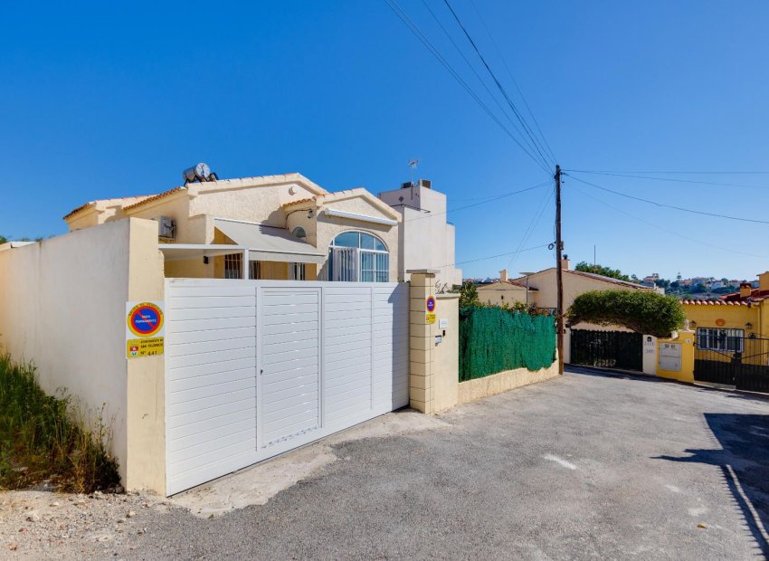 Resale - Villa * - San Fulgencio *