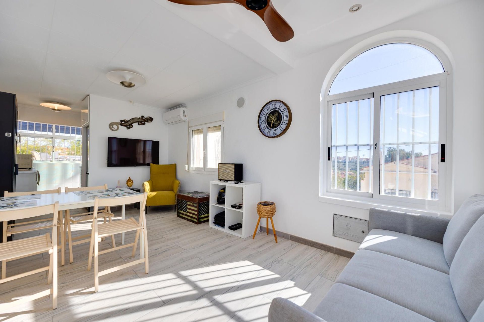 Resale - Villa * - San Fulgencio *