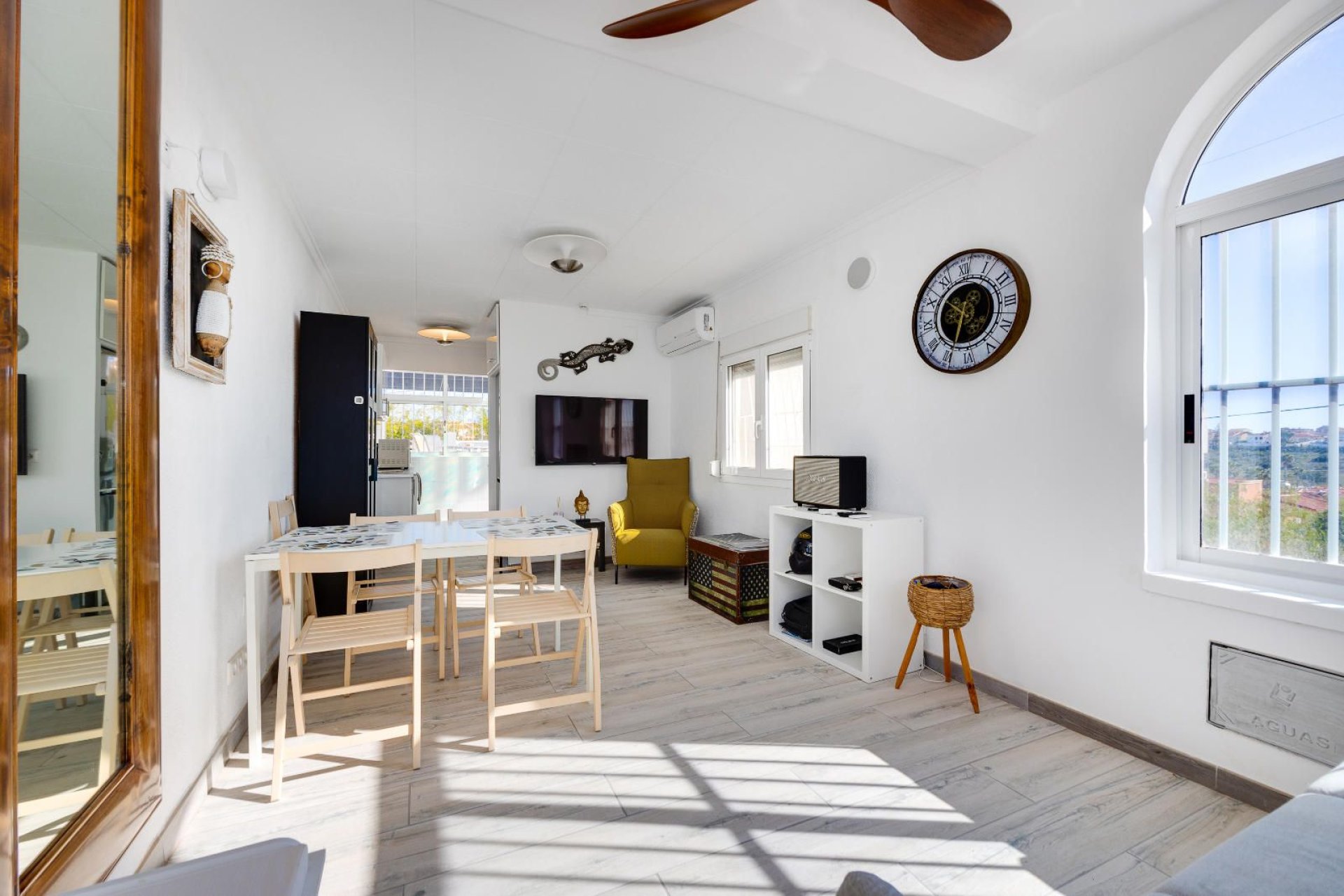 Resale - Villa * - San Fulgencio *