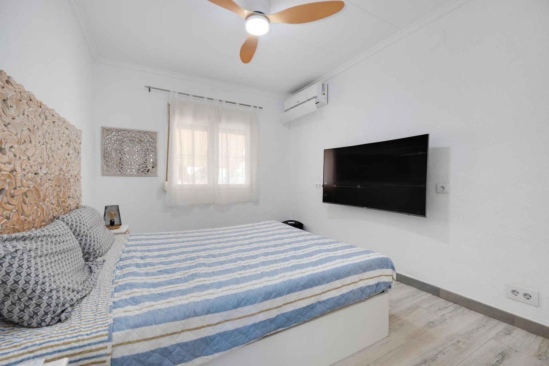 Resale - Villa * - San Fulgencio *