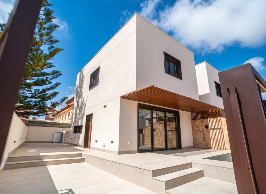 Resale - Villa * - San Javier * - Santiago De La Ribera *