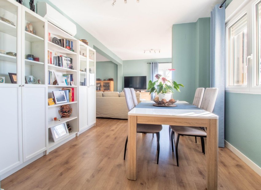 Resale - Villa * - San Miguel de Salinas - Blue lagoon *