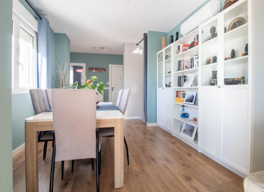 Resale - Villa * - San Miguel de Salinas - Blue lagoon *