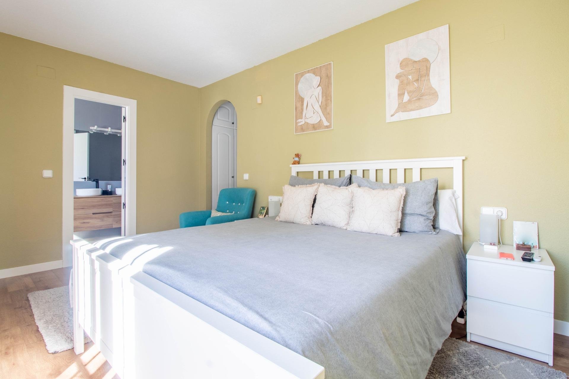 Resale - Villa * - San Miguel de Salinas - Blue lagoon *