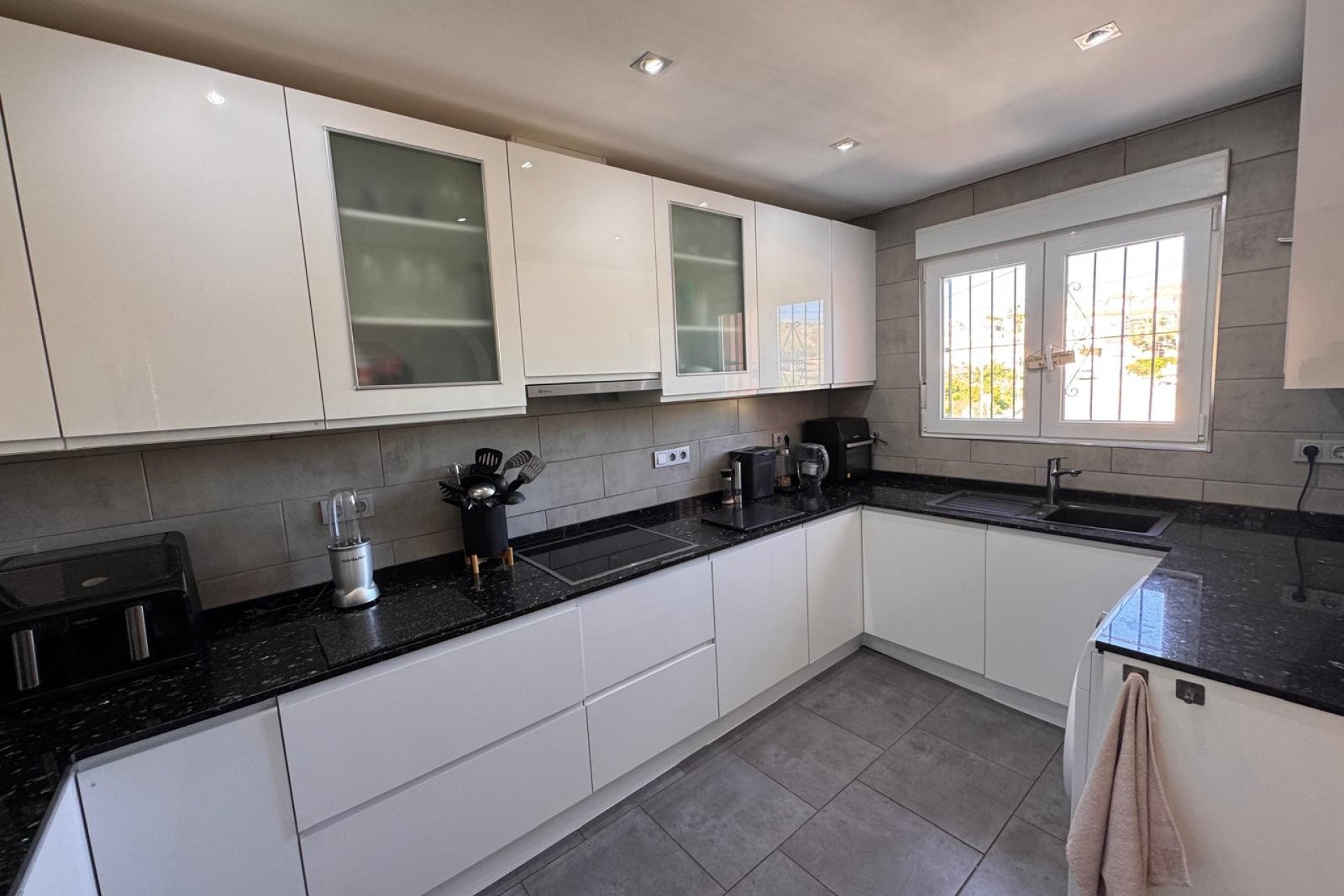 Resale - Villa * - San Miguel de Salinas * - Blue lagoon *