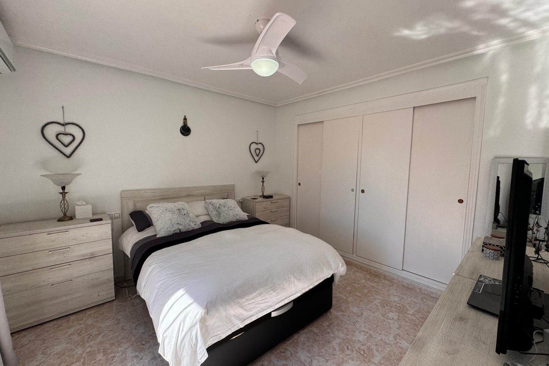 Resale - Villa * - San Miguel de Salinas * - Blue lagoon *