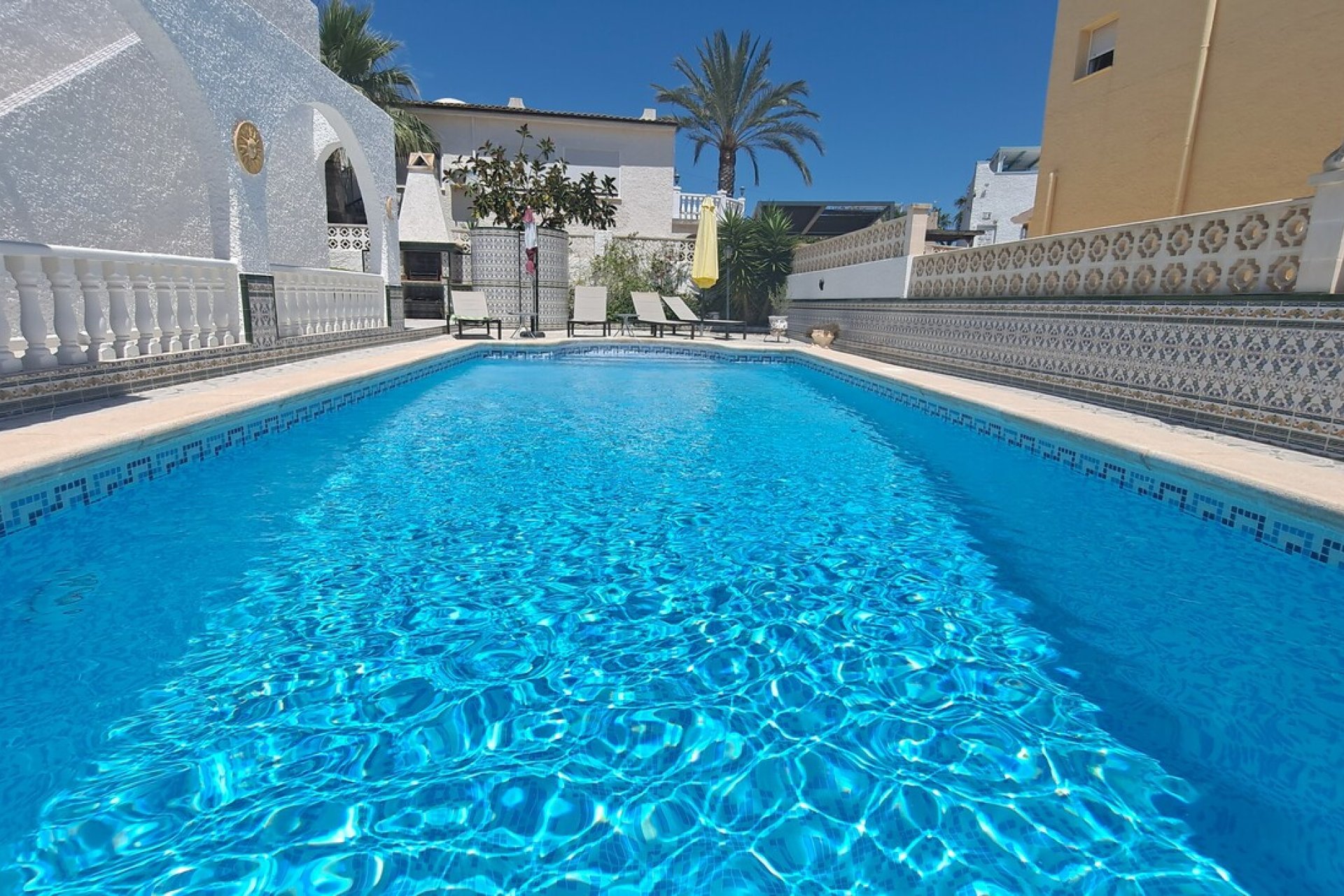 Resale - Villa * - San Miguel de Salinas * - Blue lagoon *