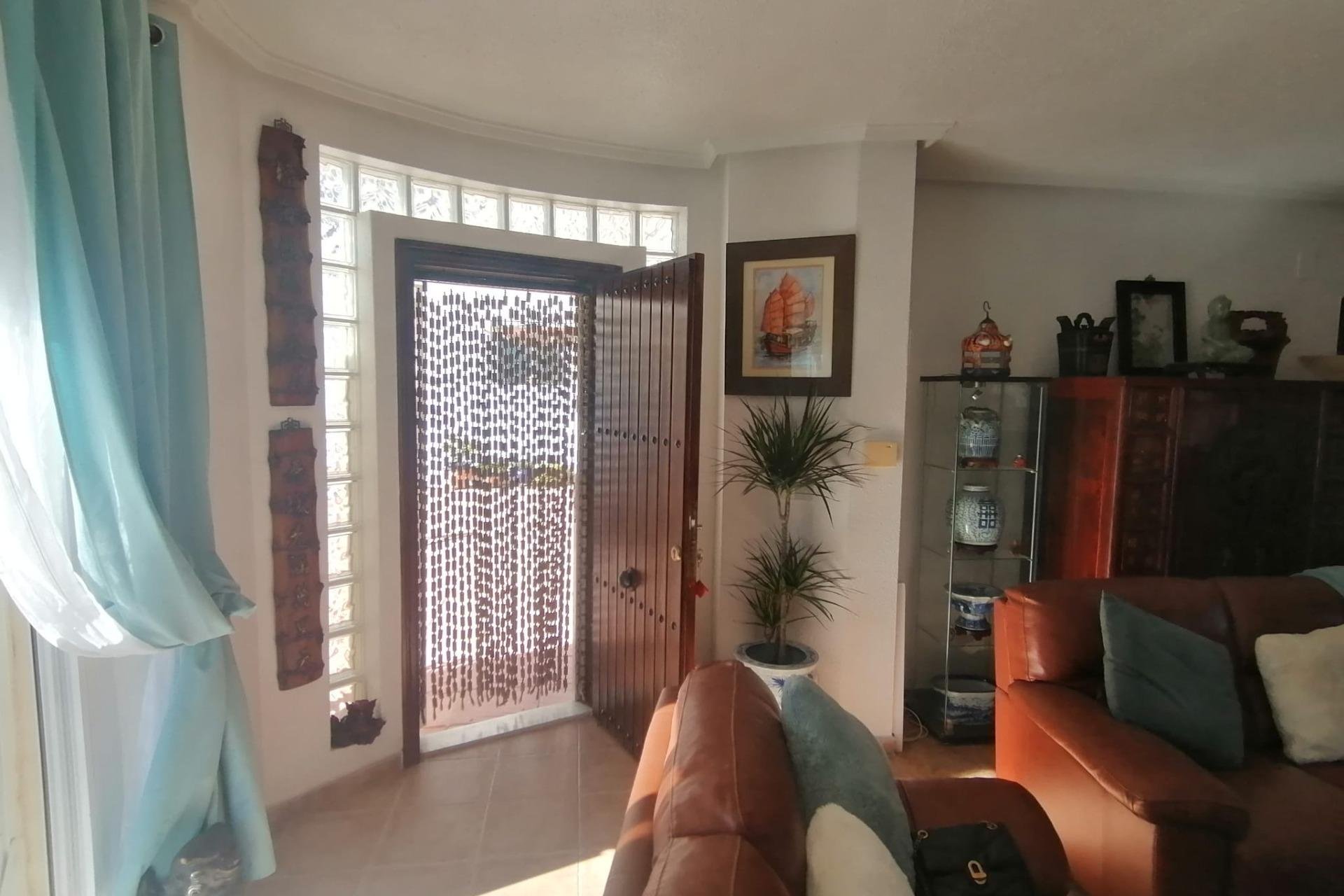 Resale - Villa * - San Miguel de Salinas * - Centro
