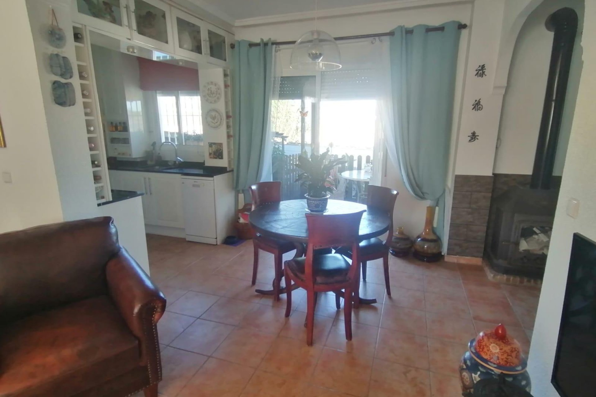 Resale - Villa * - San Miguel de Salinas * - Centro