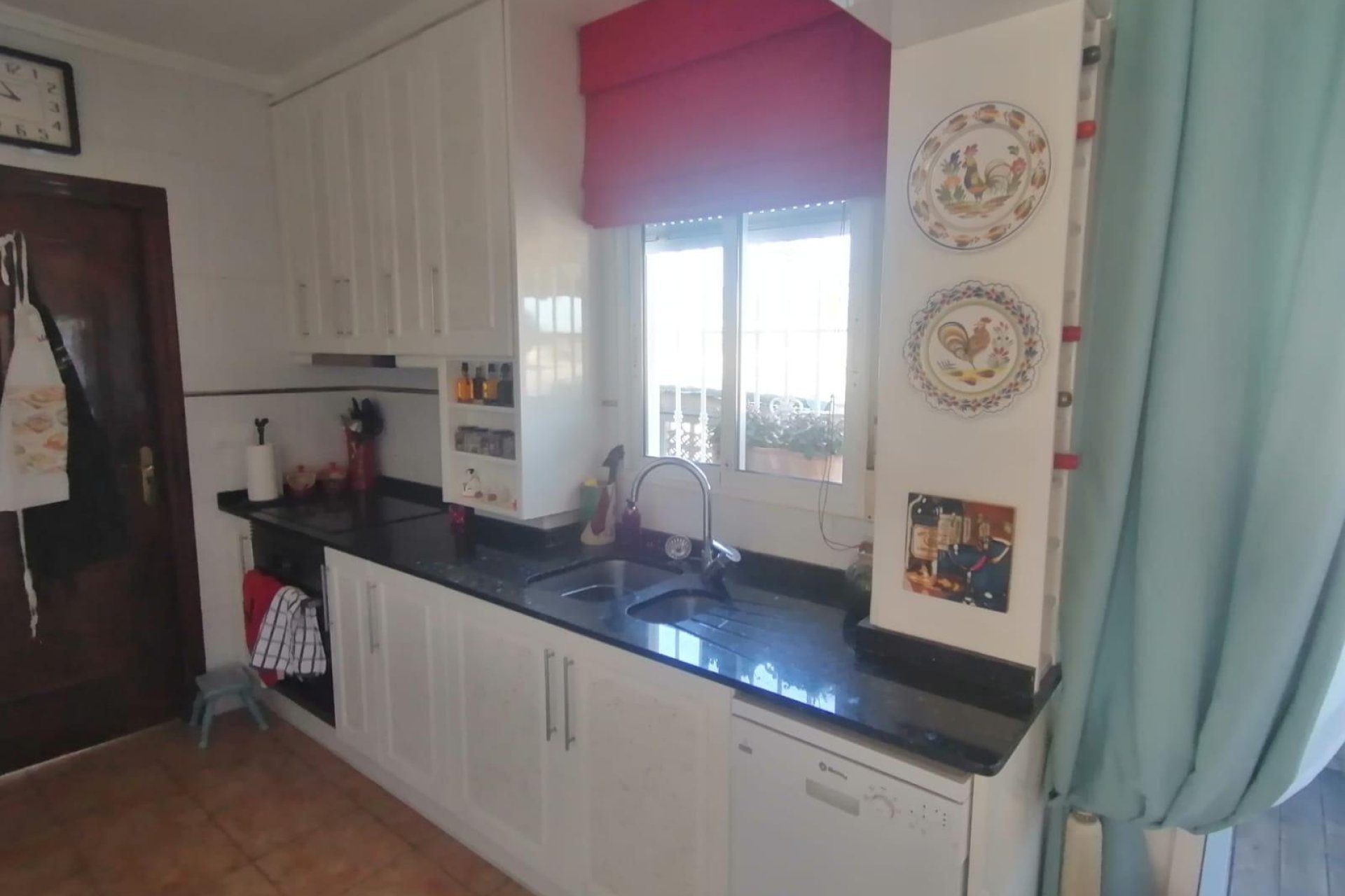 Resale - Villa * - San Miguel de Salinas * - Centro