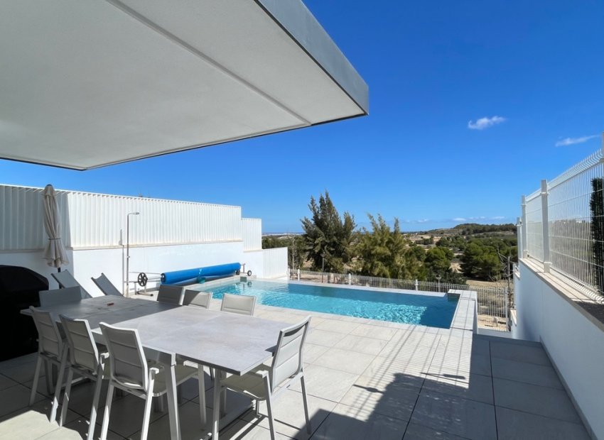 Resale - Villa - San Miguel de Salinas - Costa Blanca