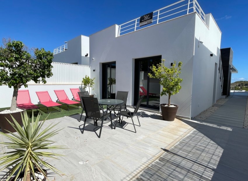 Resale - Villa - San Miguel de Salinas - Costa Blanca