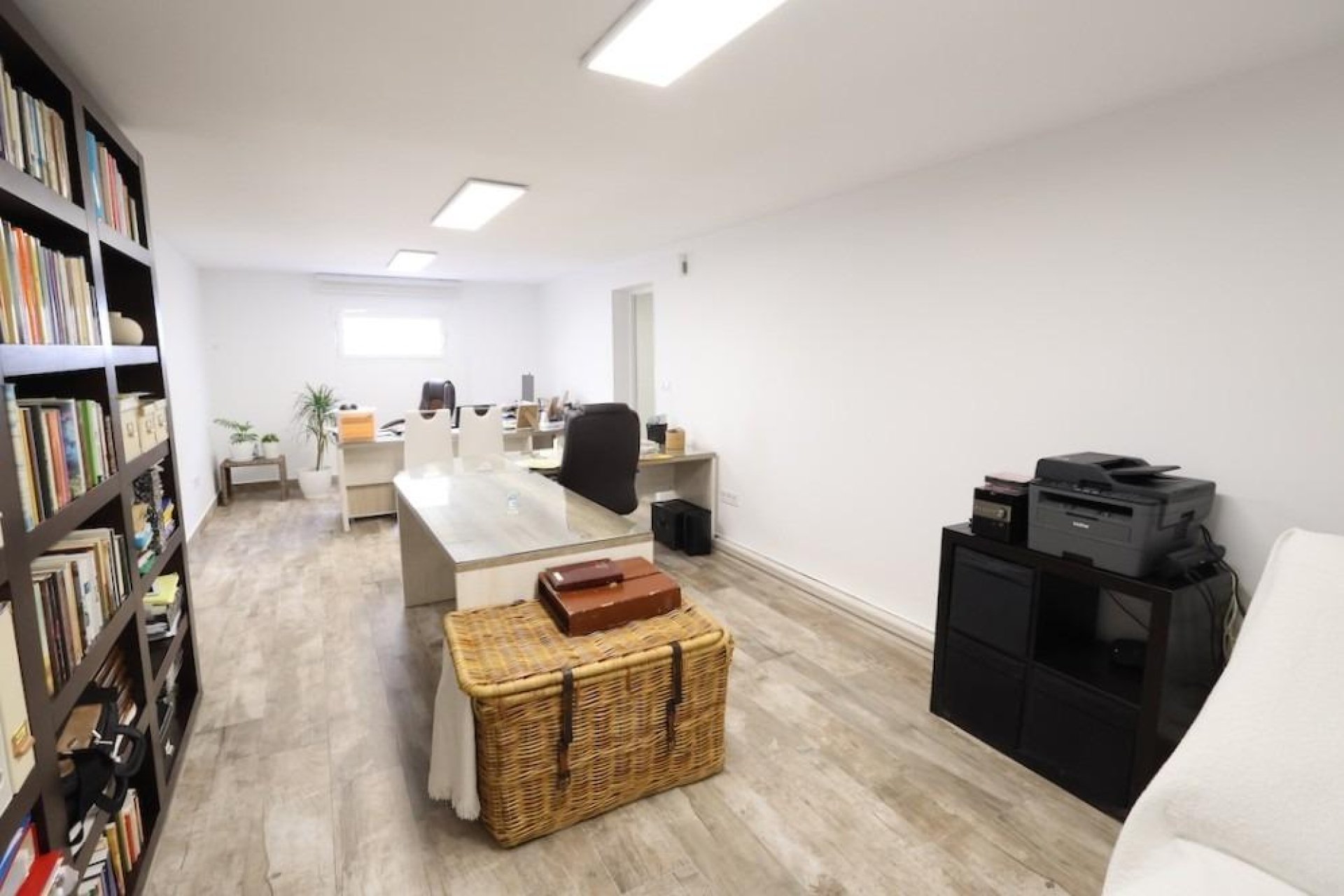 Resale - Villa * - San Miguel de Salinas * - Las Filipinas *