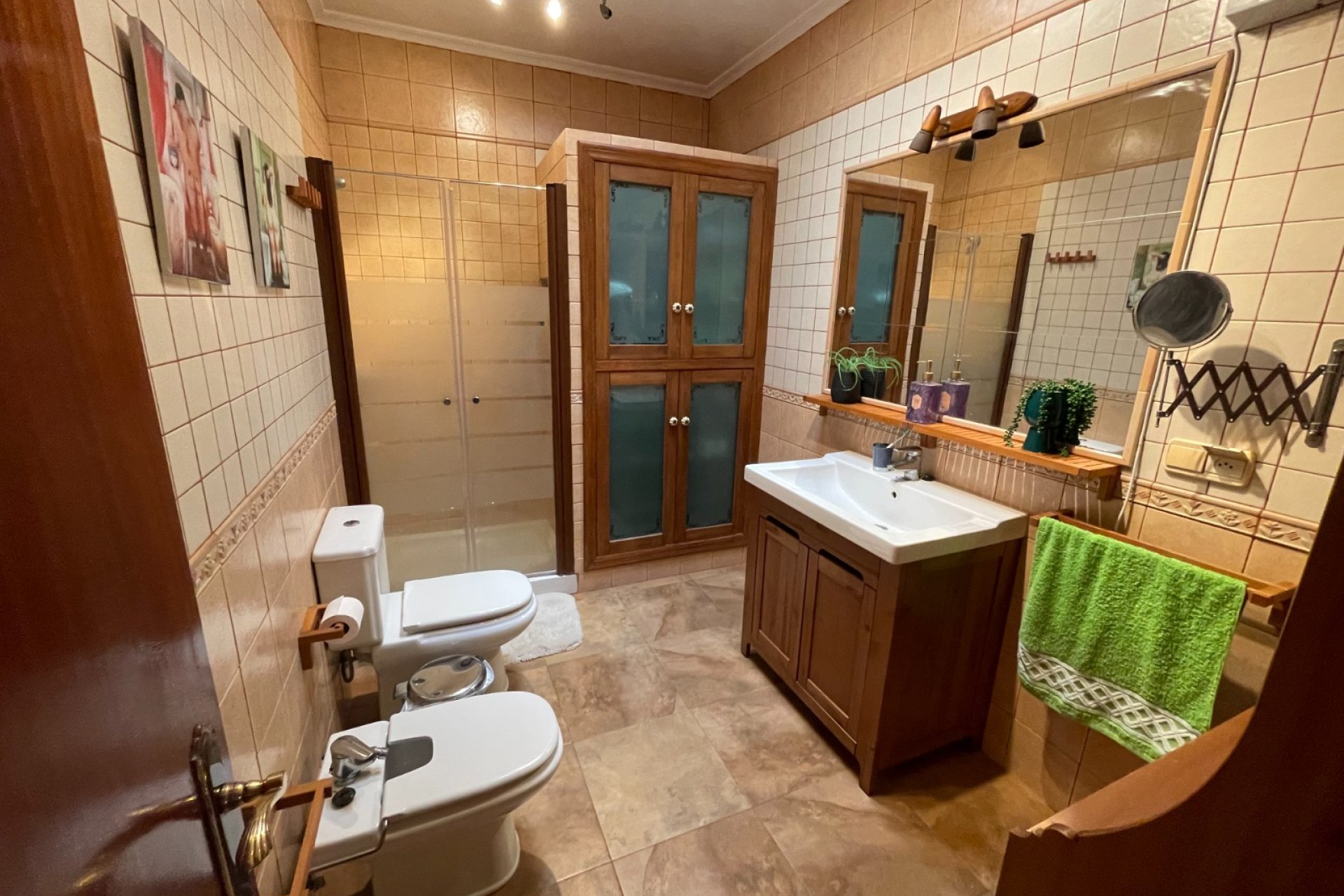 Resale - Villa * - San Miguel de Salinas - Pueblo