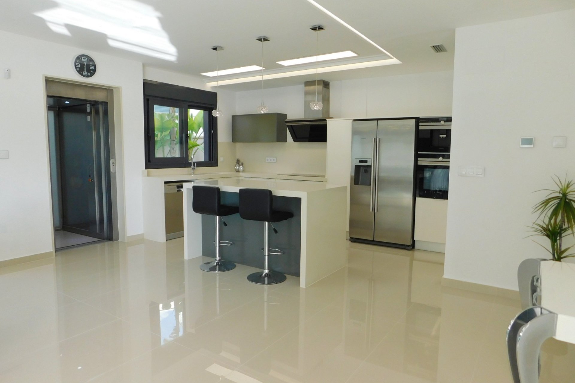 Resale - Villa * - San Miguel de Salinas - San Miguel de Salinas *