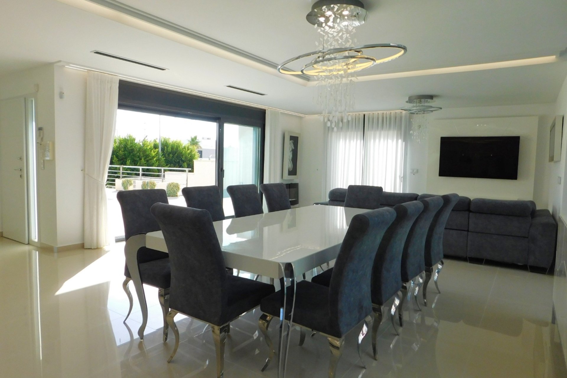 Resale - Villa * - San Miguel de Salinas - San Miguel de Salinas *