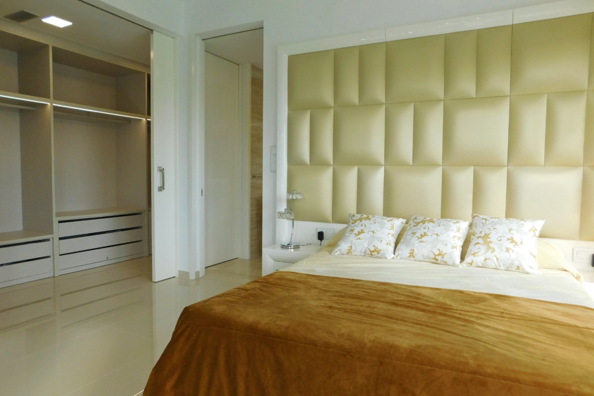 Resale - Villa * - San Miguel de Salinas - San Miguel de Salinas *