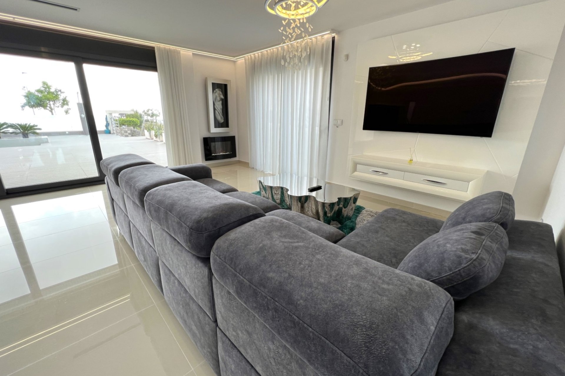 Resale - Villa * - San Miguel de Salinas *