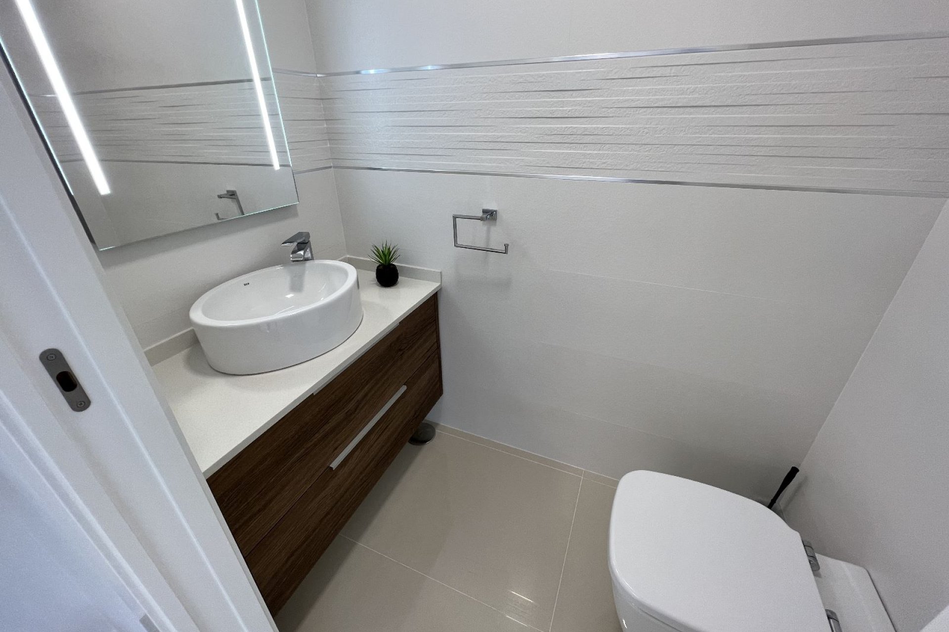 Resale - Villa * - San Miguel de Salinas *