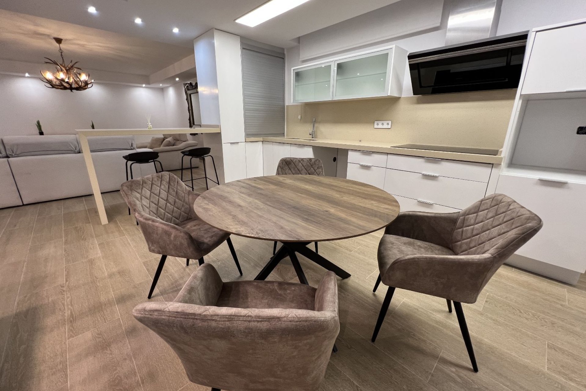 Resale - Villa * - San Miguel de Salinas *