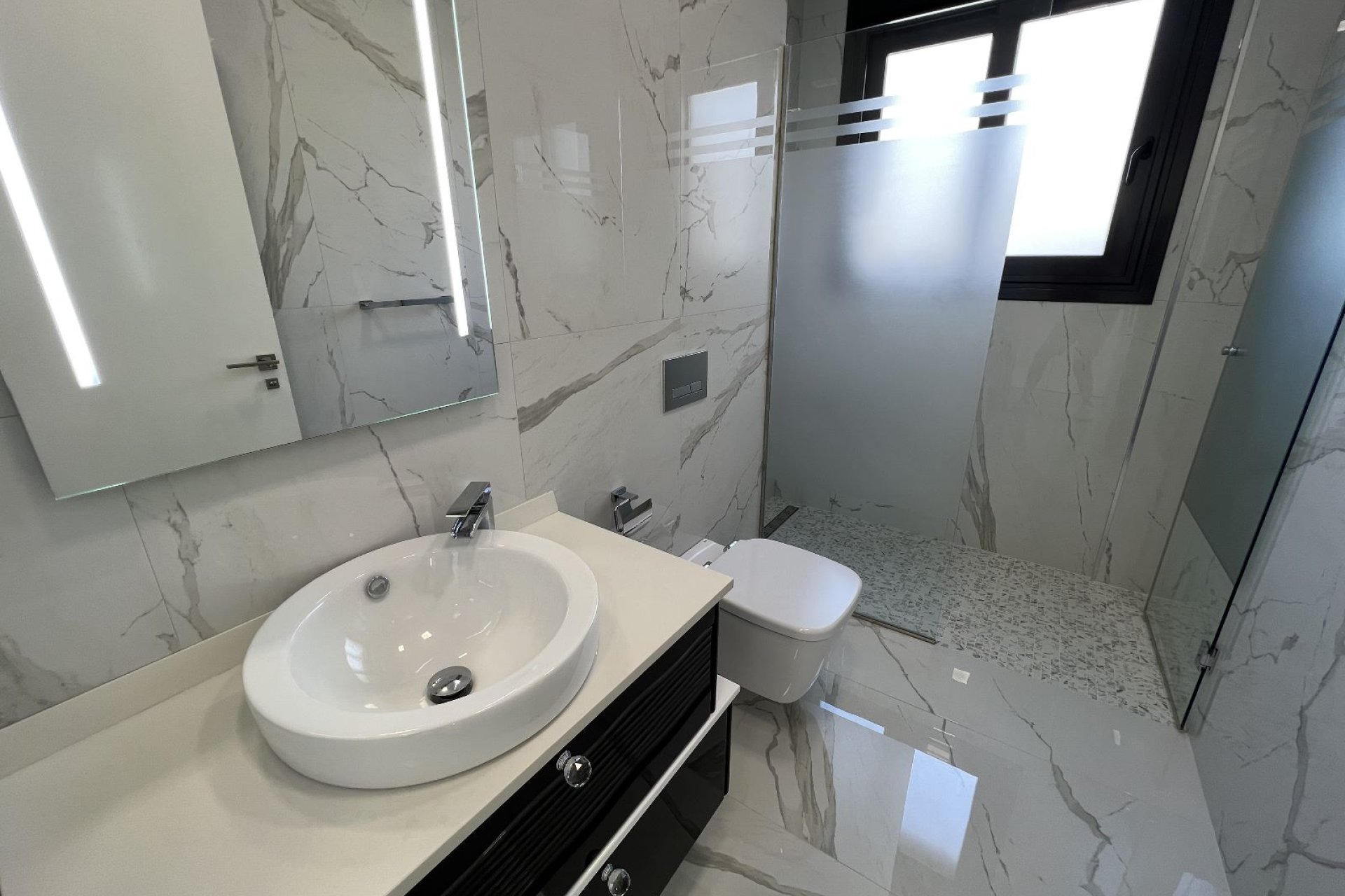 Resale - Villa * - San Miguel de Salinas *